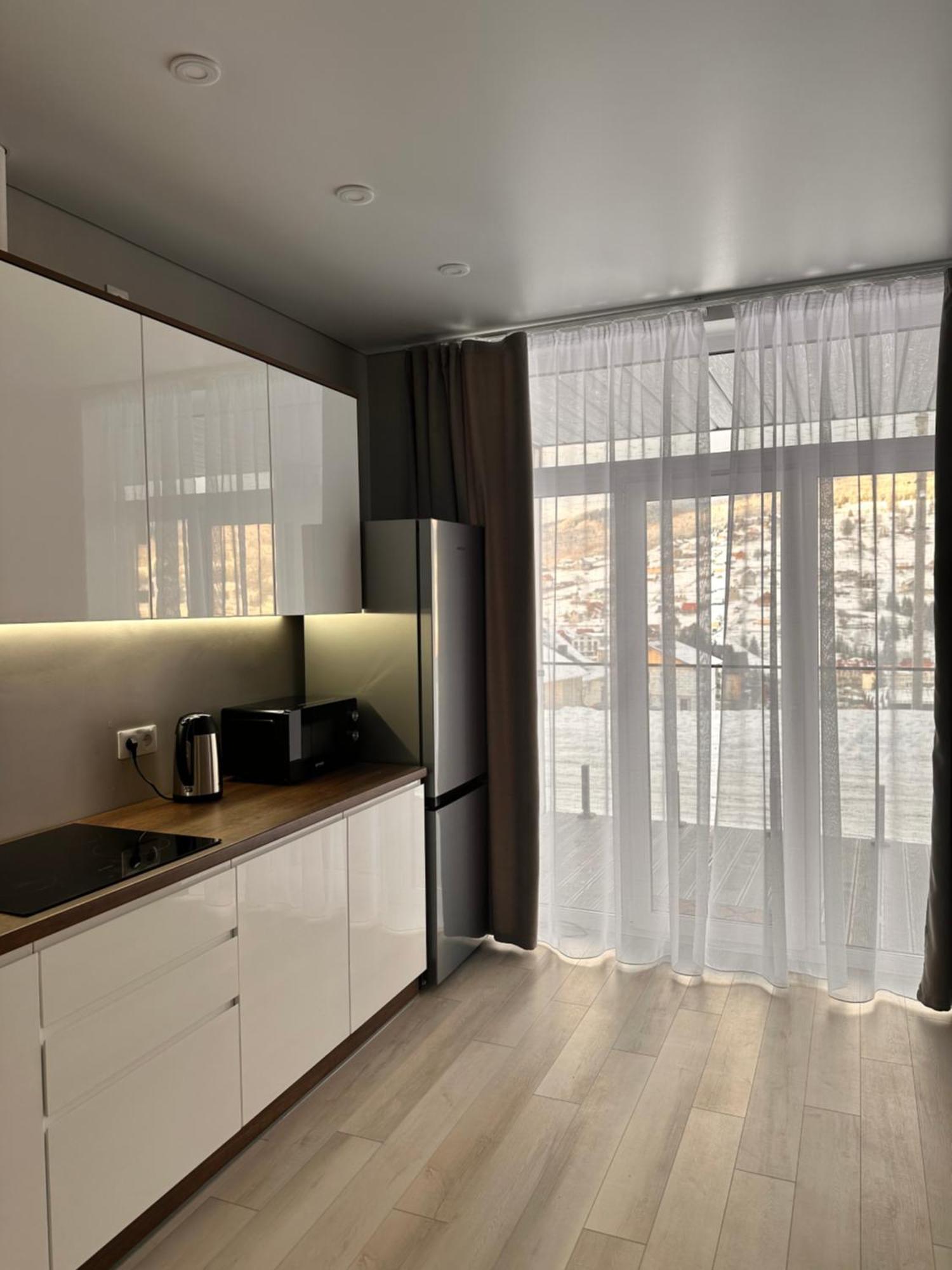 Park House Apartment Palyanytsya Bagian luar foto