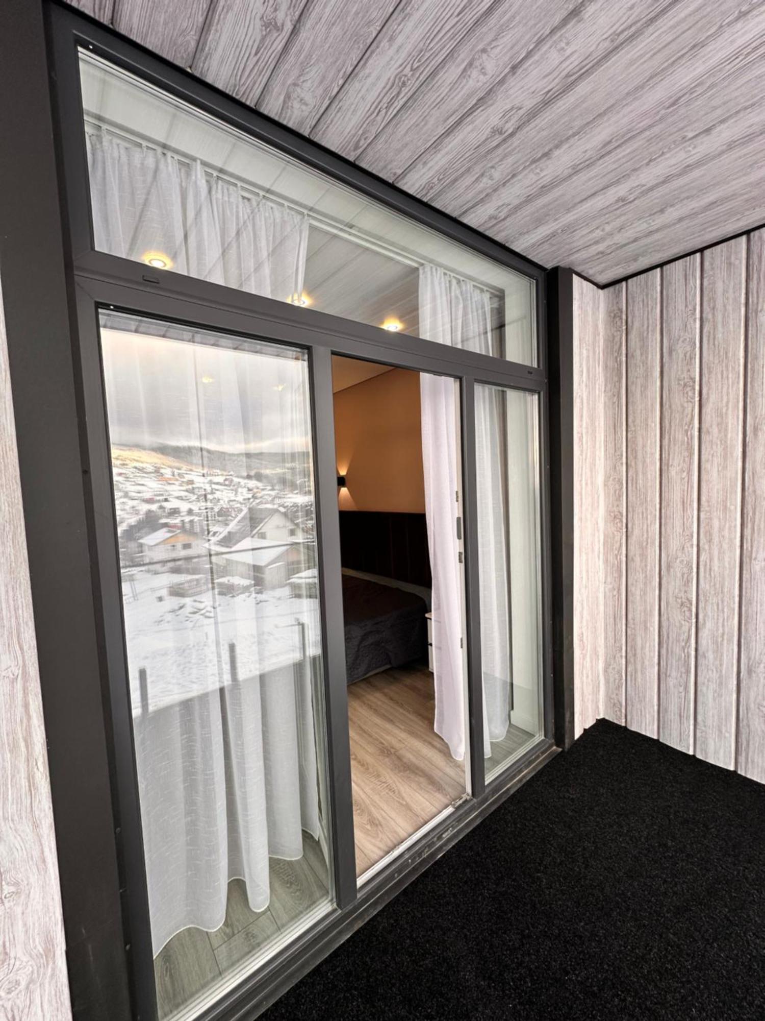 Park House Apartment Palyanytsya Bagian luar foto